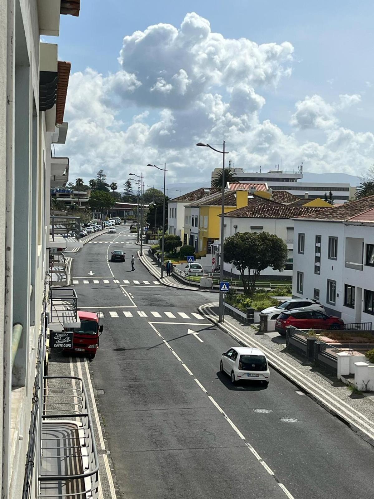 Modern Condo Ponta Delgada Exterior foto